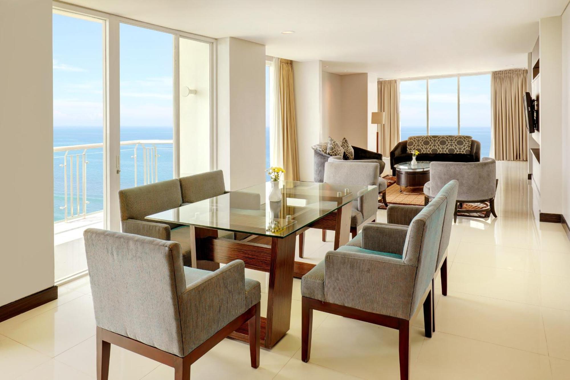 Swiss-Belhotel Balikpapan Екстериор снимка
