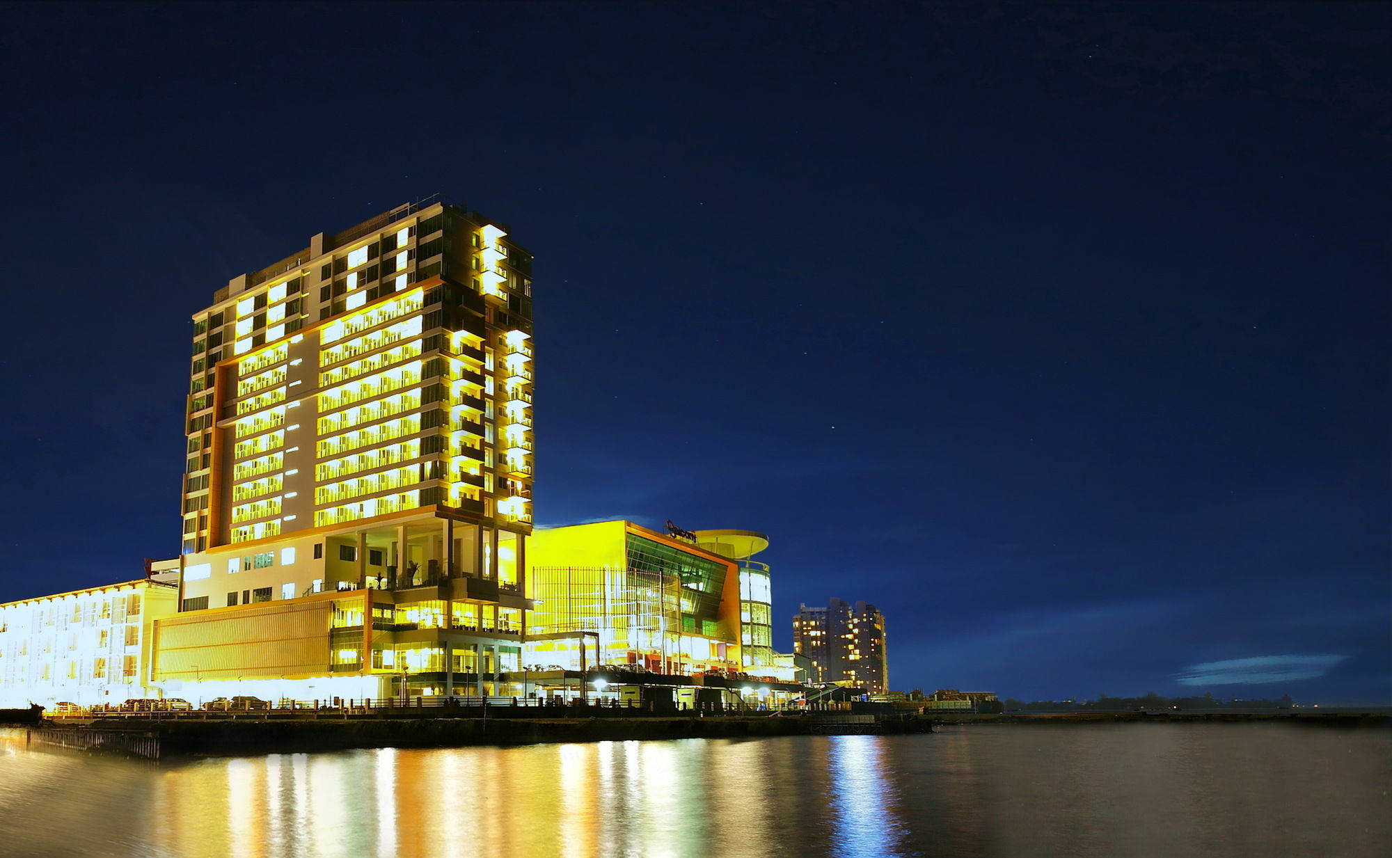 Swiss-Belhotel Balikpapan Екстериор снимка